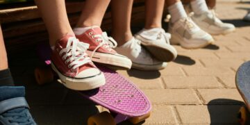 Buty dziecięce na Jarach – praktyczny poradnik dla rodziców aktywnych maluchów - Wiadomości Buty dziecięce na Jarach – praktyczny poradnik dla rodziców aktywnych maluchów