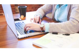 Gotowe spółki w praktyce – co koniecznie sprawdzić przed zakupem, aby uniknąć problemów?