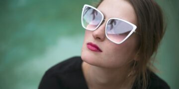 Kiedy okulary 2.5 poprawiają komfort widzenia, a kiedy warto zbadać wzrok?