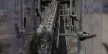 Szklany fundament Zero Waste - dlaczego profesjonalne pojemniki to jedyny słuszny wybór dla nowoczesnej gastronomii?